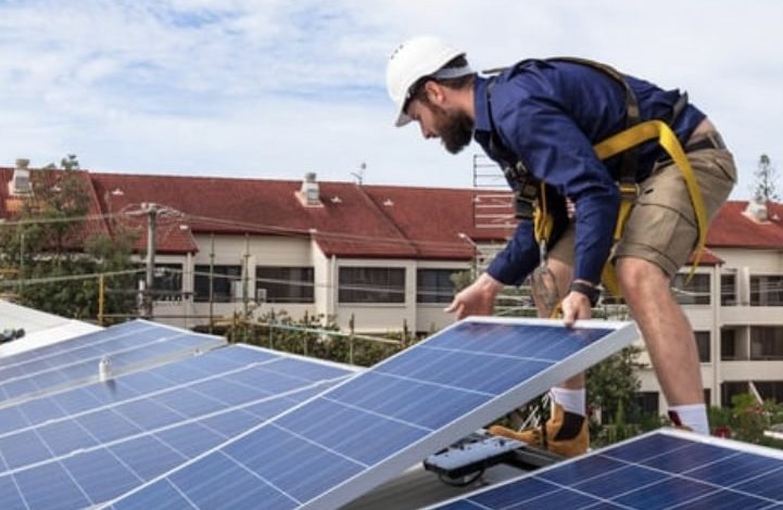 solar panel installation services